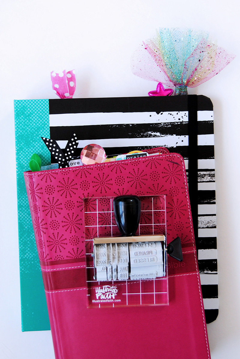 Elaine is sharing with us about dreaming big with God and her mixed media art journal page in her Illustrated Faith Praise Book