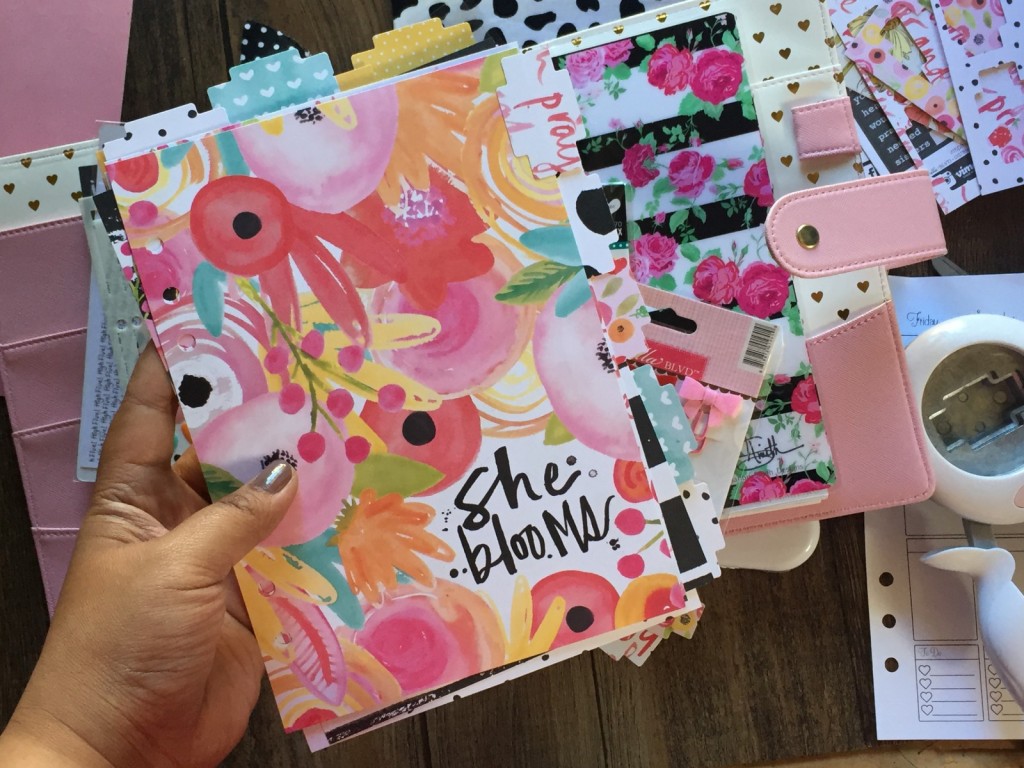 a video tutorial from team member Florence showing us how she set up her faith planner