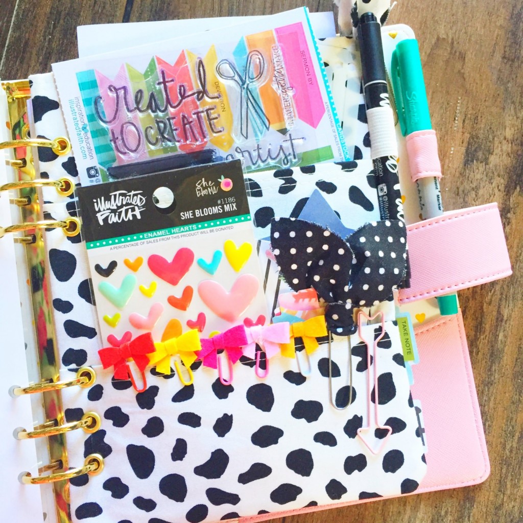 a video tutorial from team member Florence showing us how she set up her faith planner