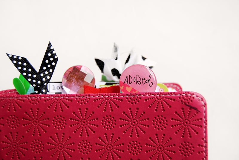 hybrid tutorial by Elaine Davis creating epoxy clips from Illustrated Faith printables