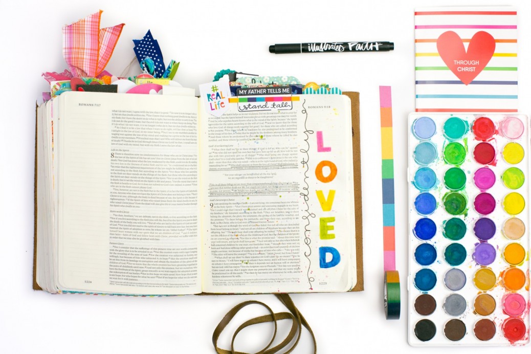 tips and techniques mixed media art journaling Bible by Amy Bruce | Illustrated Faith Through Christ devotional featuring Meg Duerksen