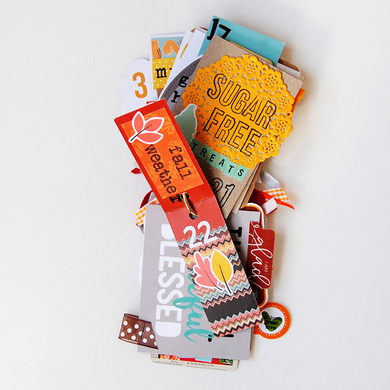 hybrid paper crafting gratitude mini book by Elaine Davis | Illustrated Faith Print & Pray