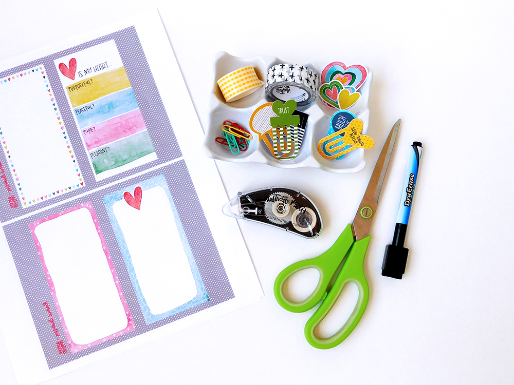 Making Dry Erase Scripture Cards from Printables which make great dashboards for traveler's notebooks or the fridge | Elaine Davis for Illustrated Faith Print & Pray Shop