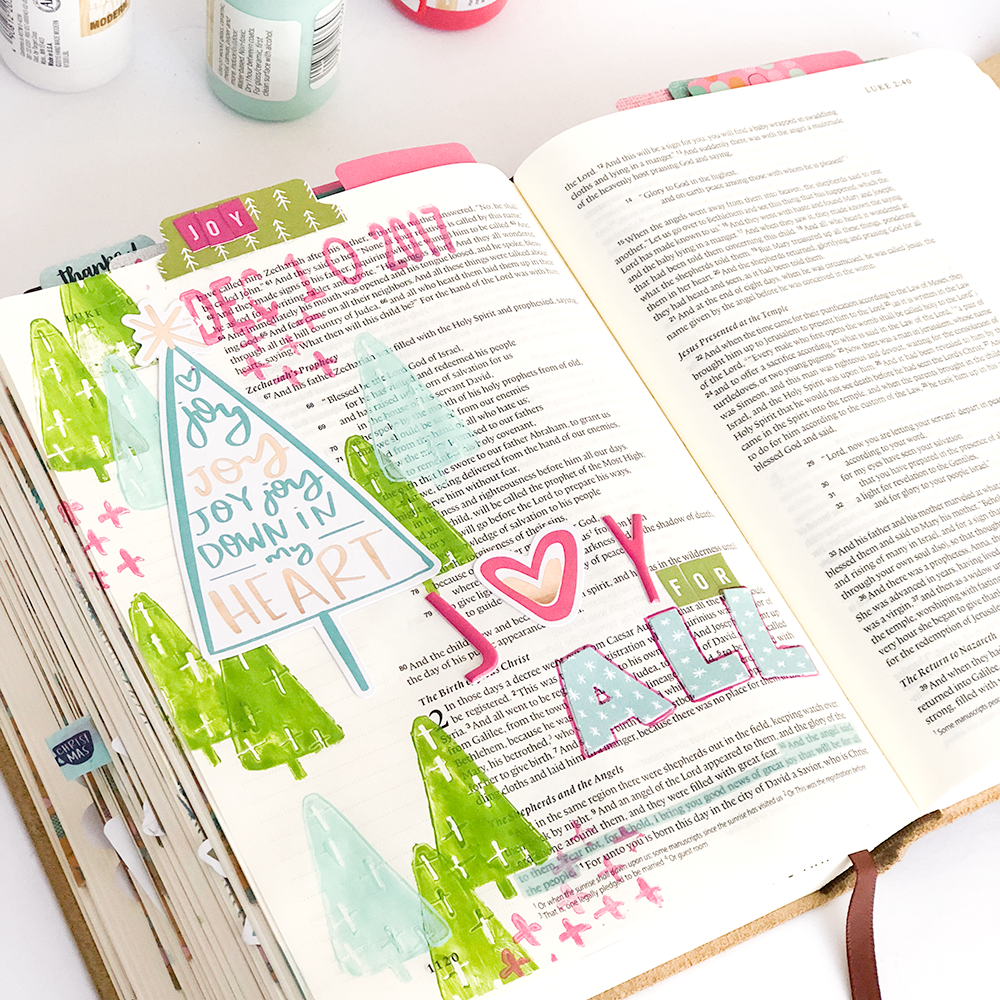 mixed media Bible journaling tutorial by Heather Greenwood | Luke 2:10 Advent Bible journaling | stamping with acrylic paints