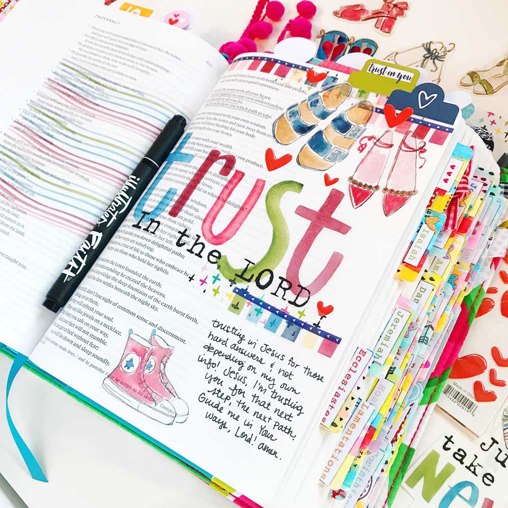 Mixed Media Hybrid Bible Journaling by Cristin Howell using digital printables | Trust in the Lord