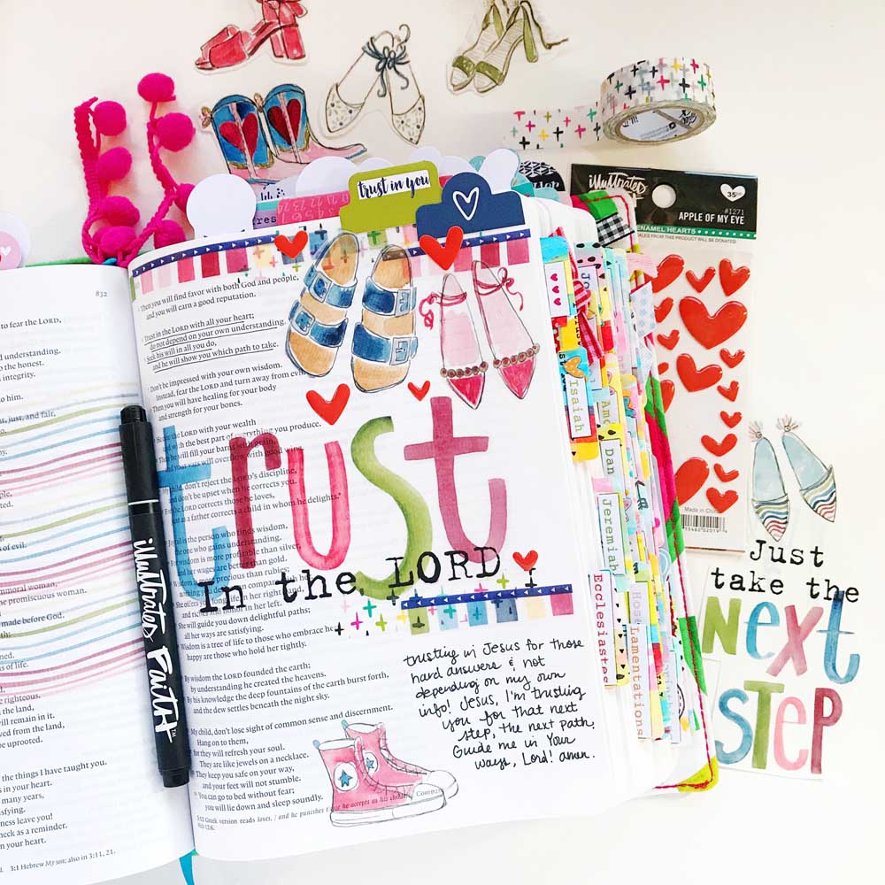 Mixed Media Hybrid Bible Journaling by Cristin Howell using digital printables | Trust in the Lord