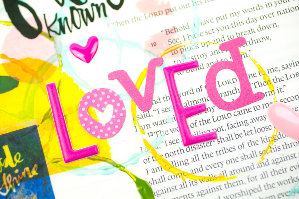 Mixed Media Bible Journaling Tutorial by Amy Bruce | Known - Fun with Acrylics and Cardboard Rolls
