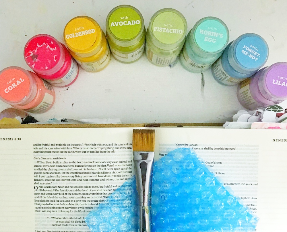 Mixed Media Bible Journaling Tutorial by April Crosier | Bubble Wrapping the Rainbow | Genesis 9