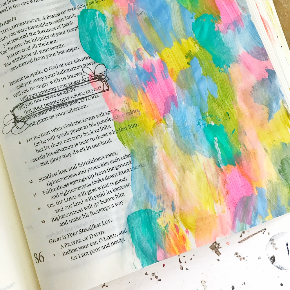 Bible Journaling Tutorial by April Crosier aka Marine Parents | Praying in a Revival | Faux Stained-Glass Margin | Psalm 85:6