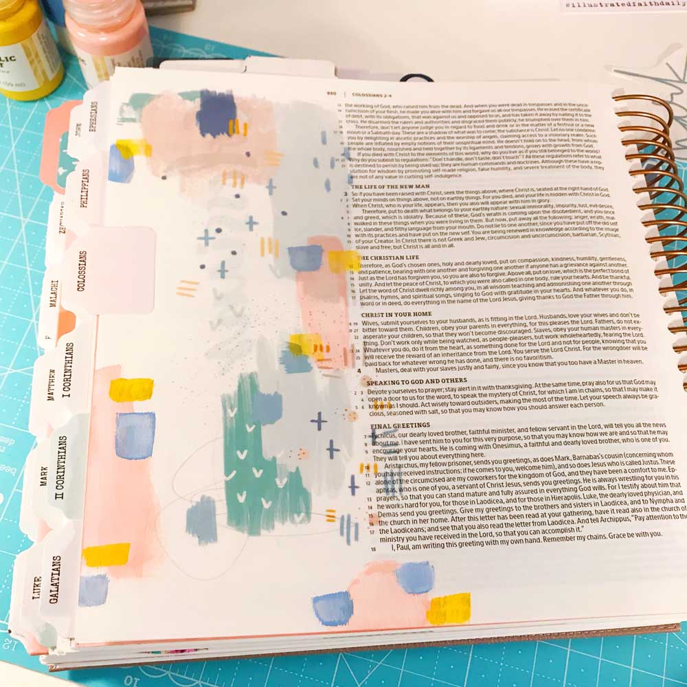 Mixed Media Print and Pray Bible Journaling | Mark My Heart in 2019 | Colossians 3:2 | hybrid bible journaling using digital printables by Cristin Howell