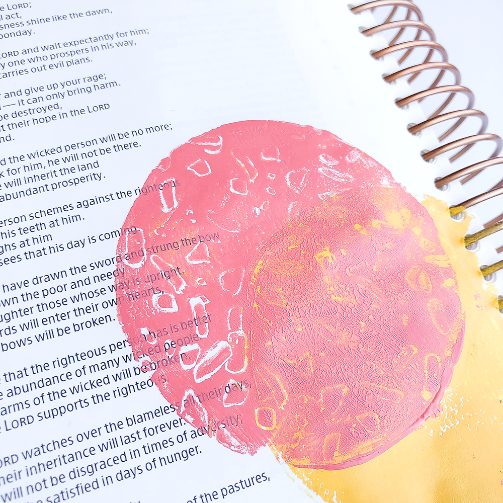 Mixed Media Bible Journaling - Gelli Plate Stamping Tutorial by Heather Greenwood | Tied Up With a Ribbon - Psalm 37:4-5