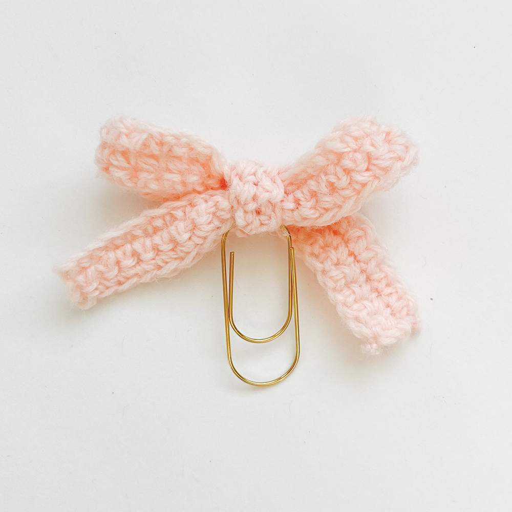 blushcrochetbow